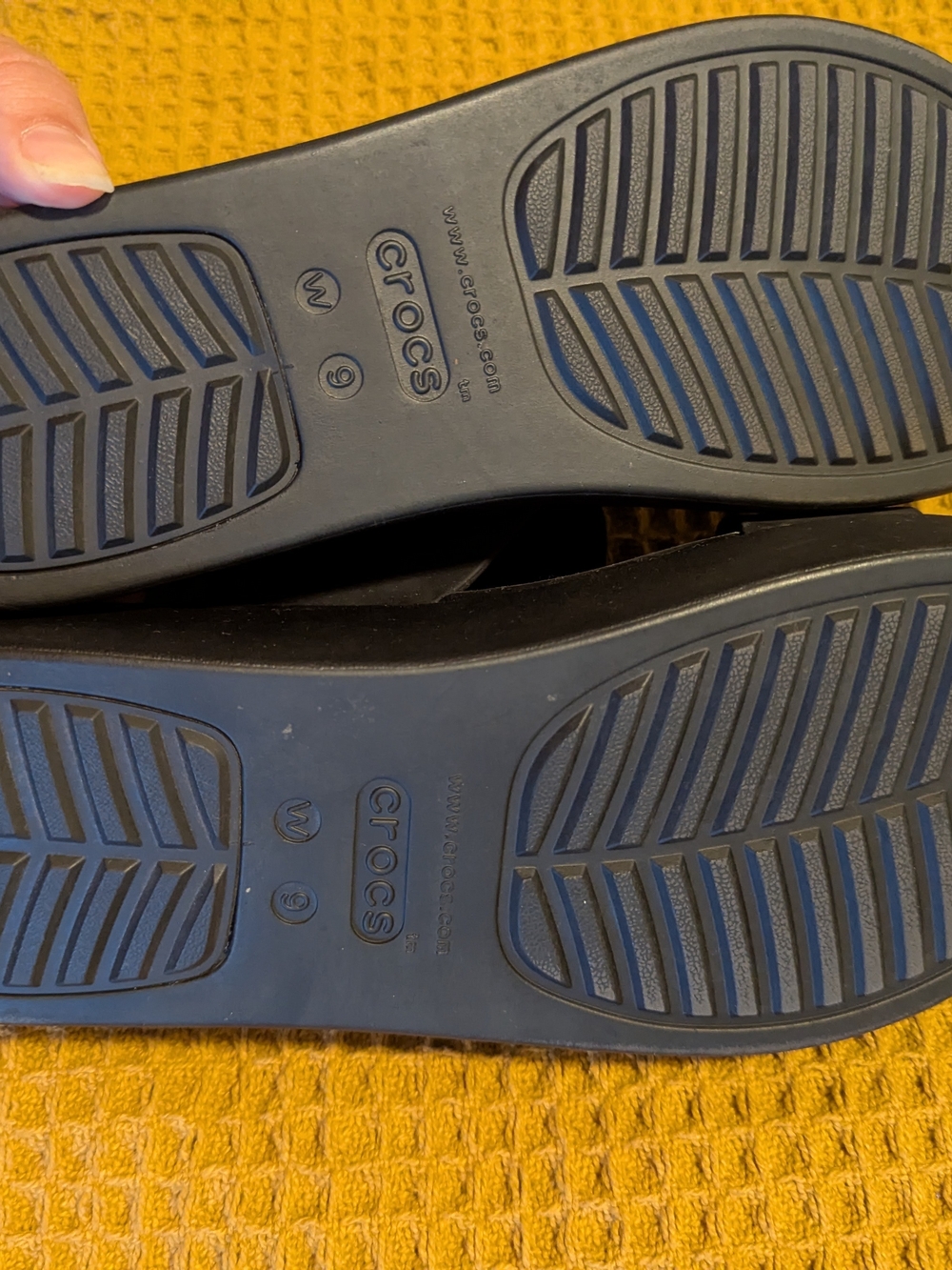 CROCS Black Double Strap Platform Sandals, 9 - Picture 4 of 4